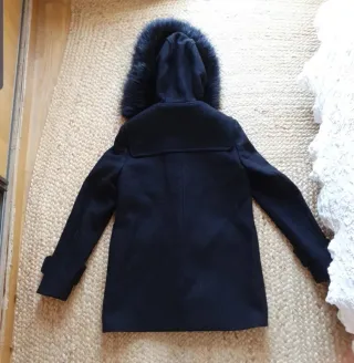 Trenka Zara Mujer Negra con Capucha y Pelo