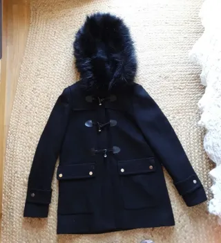 Trenka Zara Mujer Negra con Capucha y Pelo