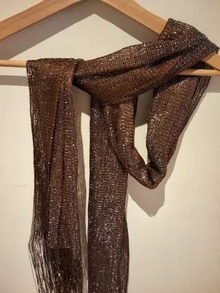 Foulard marrón y dorado brillante