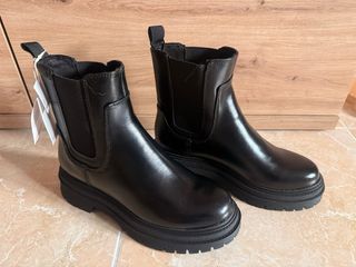 Botines negros Stradivarius