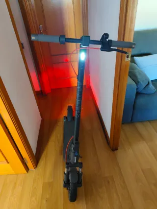 Patinete Eléctrico Xiaomi con intermitentes