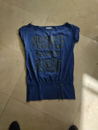 Camiseta Blusa azul larga