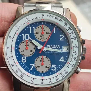 Reloj Pulsar Cronógrafo Azul y Plateado