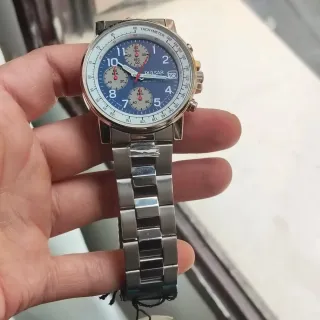 Reloj Pulsar Cronógrafo Azul y Plateado