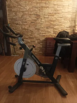 Bicicleta de Spinning BODYTONE