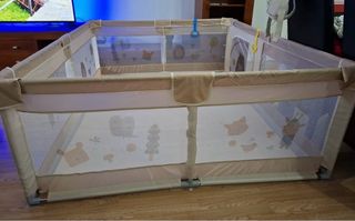 Parque infantil seguro para bebés nuevo