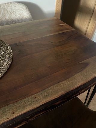 Mesa comedor madera y patas de metal negro