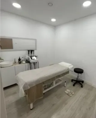 Cabinas de estética en coworking. Libera tu casa