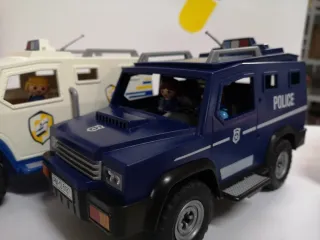 Lote Playmobil: Coche Policía, Ambulancia, Barcos