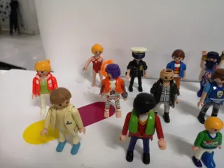 Lote Playmobil: Coche Policía, Ambulancia, Barcos
