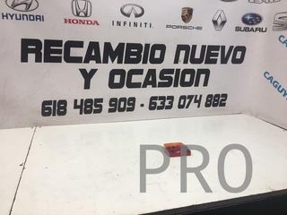 Tulipa piloto trasero carro universal nuevo