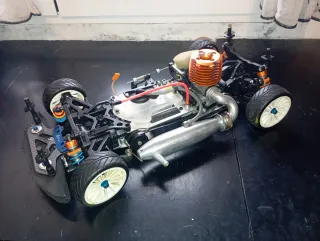 Coche RC 1/10 Nitro Gasolina Team Magic