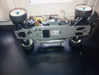 Coche RC 1/10 Nitro Gasolina Team Magic