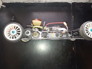 Coche RC 1/10 Nitro Gasolina Team Magic