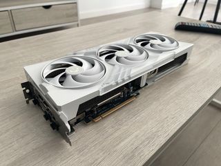 MSI GeForce RTX 5080 GAMING TRIO OC WHITE 16GB GDD
