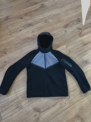 Sudadera Nike Negra y Gris