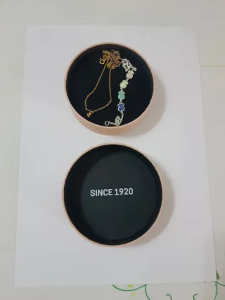 Pulsera y colgante Tous.