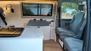 Volkswagen Transporter T5 2010 Camper