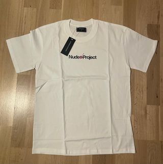 Camiseta Nude Project Amor de Verano