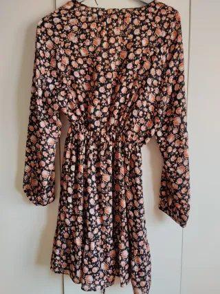 Vestido Zara floral negro y rosa