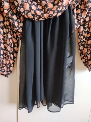 Vestido Zara floral negro y rosa