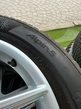 4 Llantas Audi con Neumáticos Michelin INVIERNO