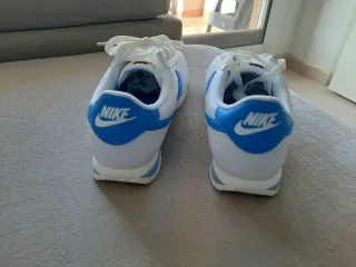 Zapatillas Nike Cortez Nuevas Talla 42