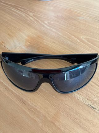 Gafas de sol negras