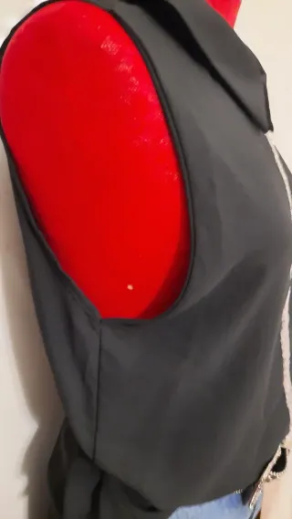 Camicia Smanicata Nera con Strass