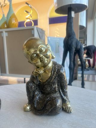 Decoración Monjes Budistas Dorado y Piedra