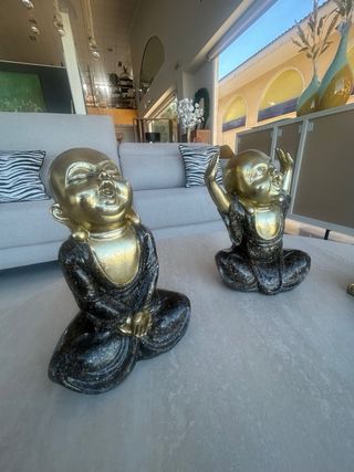 Decoración Monjes Budistas Dorado y Piedra