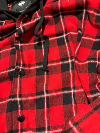 Chaqueta cuadros con capucha