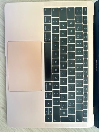 MacBook Air 13 2018 i5 1.6GHz