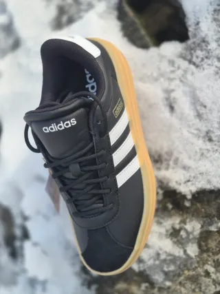 Scarpe Adidas uomo nere e marroni