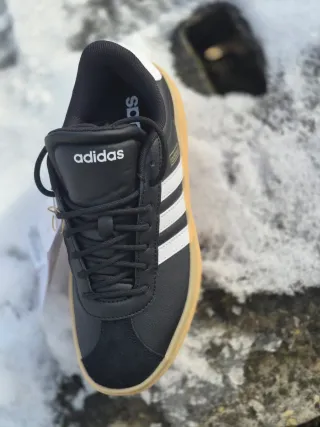 Scarpe Adidas uomo nere e marroni