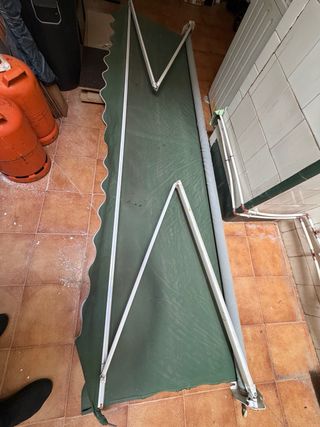 Toldo Terraza Verde y Blanco