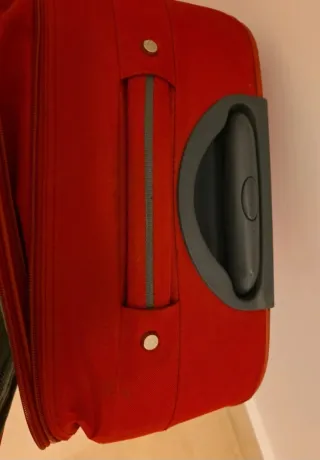 Trolley da viaggio rosso