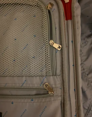 Trolley da viaggio rosso