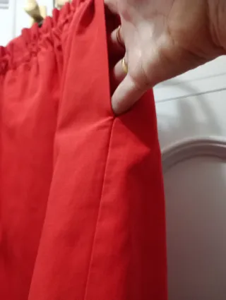 Falda corta vuelo rojo coral talla M