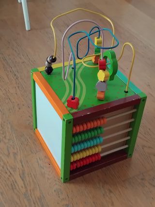 Gioco educativo in legno multifunzione