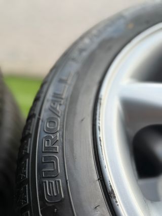 4 Llantas Mini con Neumáticos INVIERNO