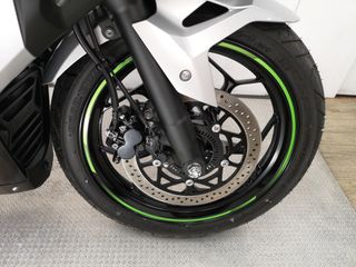 KAWASAKI NINJA E-1 2024 135 kms.