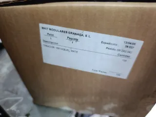 Tiradores de muebles plateados