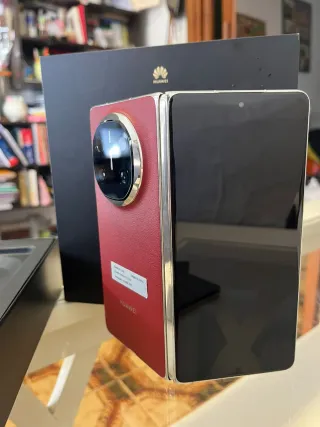 Huawei Mate X6 Rojo