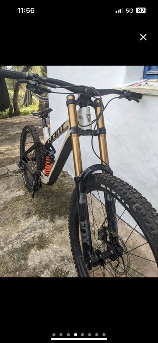 Giant Glory 2024 Talla L/XL Usada 3 veces solo