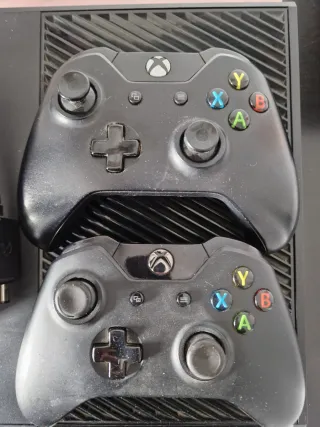 Xbox One Consola con 2 Controles