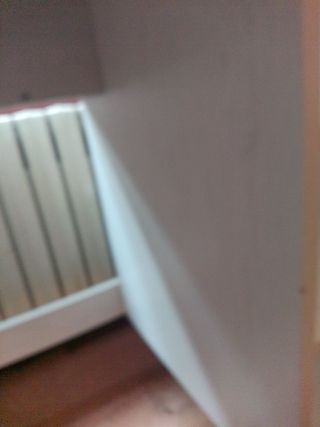 Escritorio blanco de madera