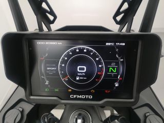 CFMOTO 800 MT TOURING 2022 20330 kms.