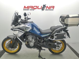 CFMOTO 800 MT TOURING 2022 20330 kms.
