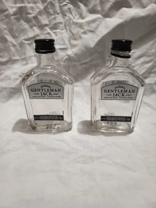 Confezione di bottiglie mini Jack Daniel's da 5cl.